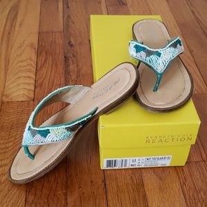 Pretty KENNETH COLE REACTION beaded flip flops